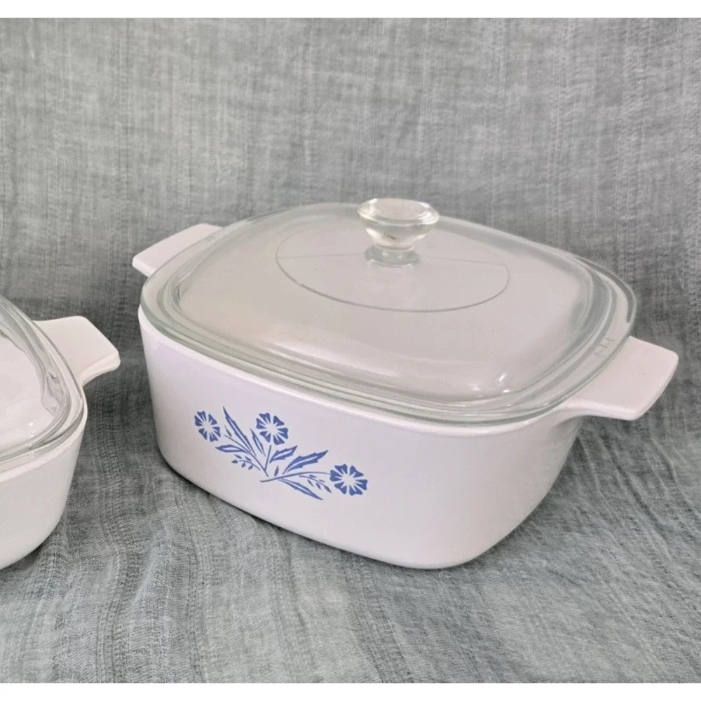 Corning Ware Blue Cornflower Lot Casserole Dishes With Lids 1-1 Qt & 1- 1.5 Qt.